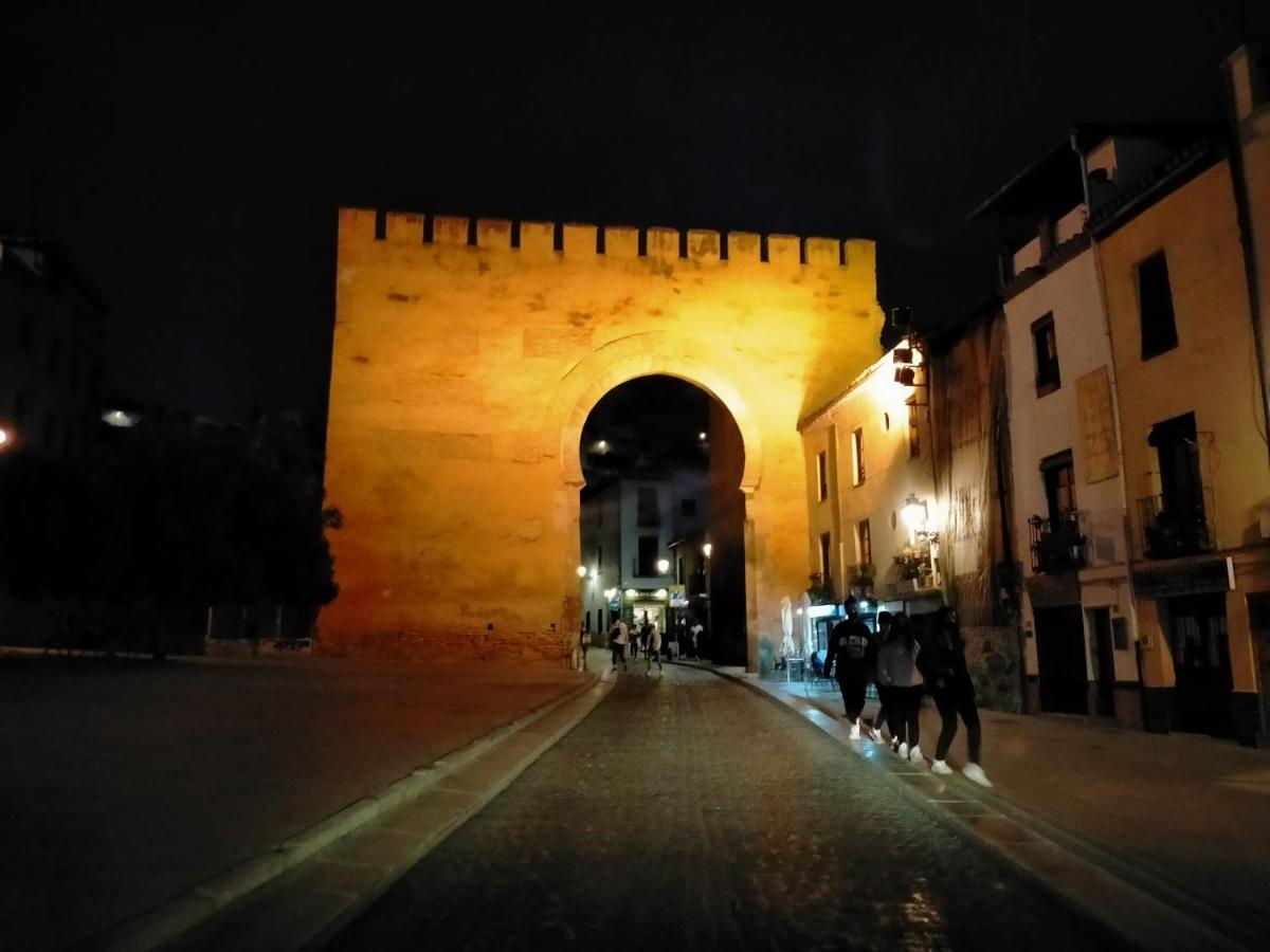 Majestuosa Alhambra Nuevo Apartamento กรานาดา ภายนอก รูปภาพ