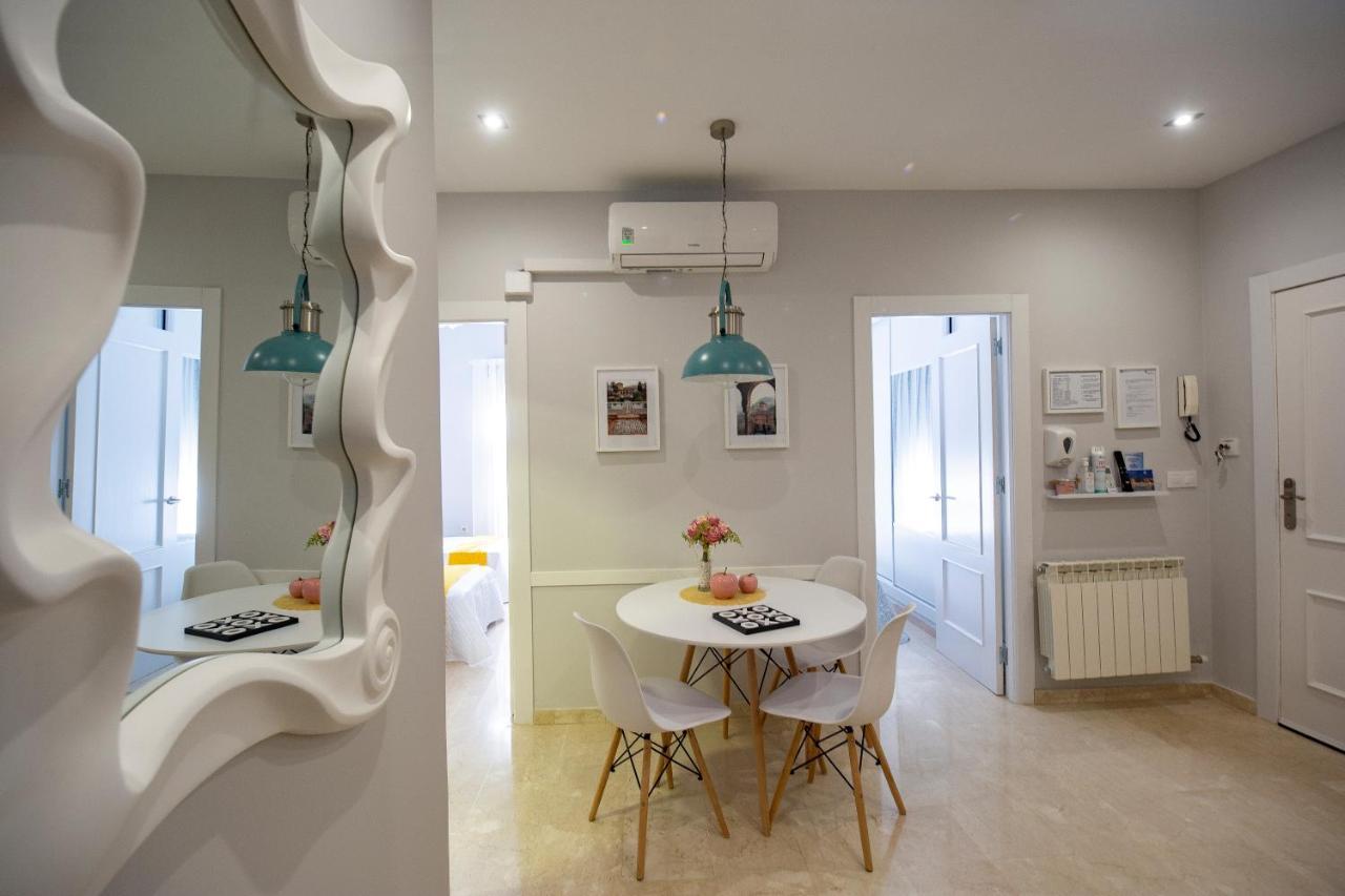 Majestuosa Alhambra Nuevo Apartamento กรานาดา ภายนอก รูปภาพ