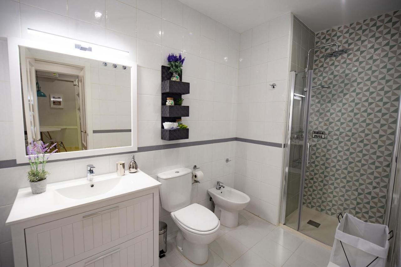 Majestuosa Alhambra Nuevo Apartamento กรานาดา ภายนอก รูปภาพ